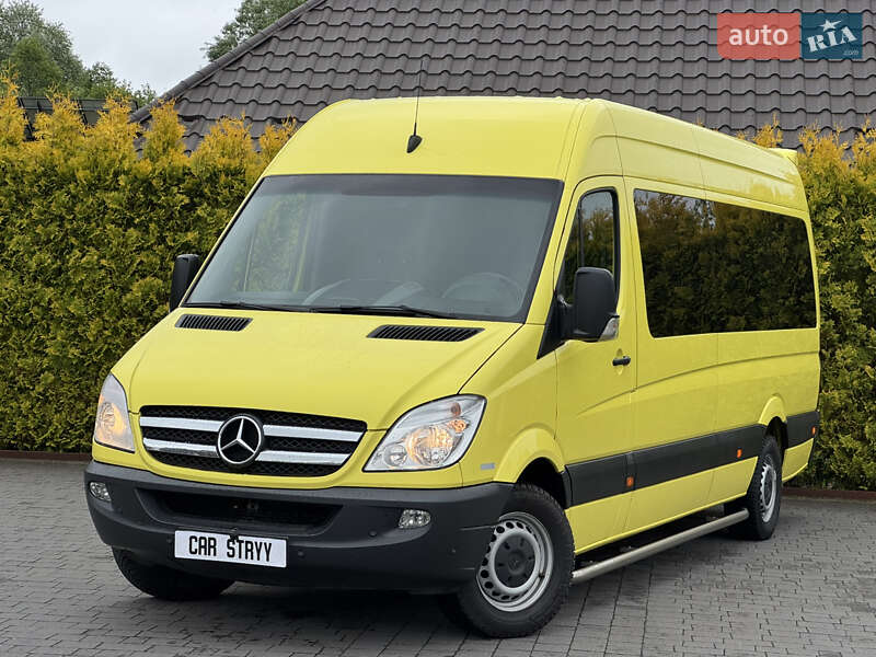 Mercedes-Benz Sprinter 2013