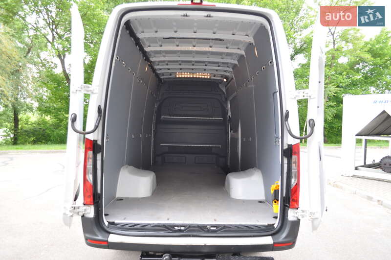 Грузовой фургон Mercedes-Benz Sprinter 2018 в Киеве