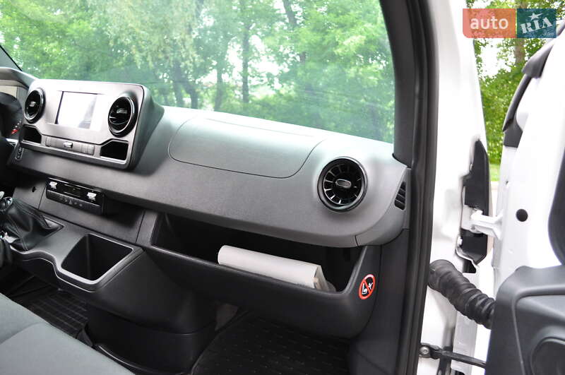 Грузовой фургон Mercedes-Benz Sprinter 2018 в Киеве
