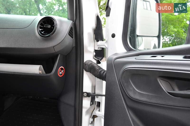 Грузовой фургон Mercedes-Benz Sprinter 2018 в Киеве