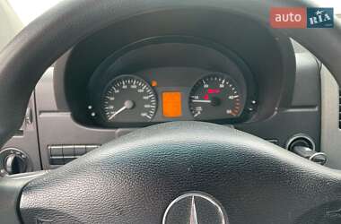 Грузовой фургон Mercedes-Benz Sprinter 2017 в 