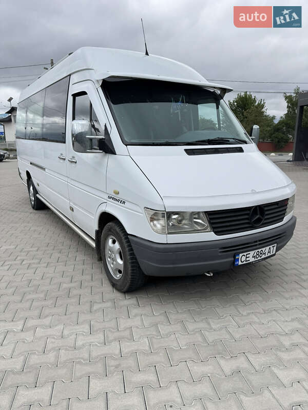 Mercedes-Benz Sprinter 2000