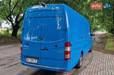 Грузовой фургон Mercedes-Benz Sprinter 2017 в 