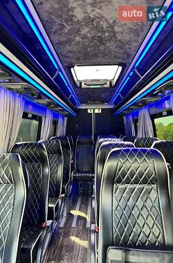 Туристичний / Міжміський автобус Mercedes-Benz Sprinter 2018 в 