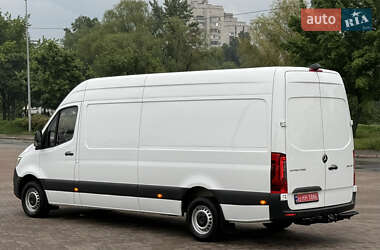 Грузопассажирский фургон Mercedes-Benz Sprinter 2021 в 