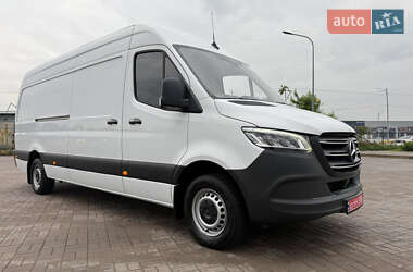 Грузопассажирский фургон Mercedes-Benz Sprinter 2021 в 