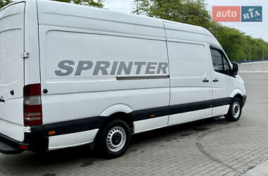 Грузовой фургон Mercedes-Benz Sprinter 2007 в 