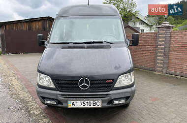 Мікроавтобус Mercedes-Benz Sprinter 2004 в 