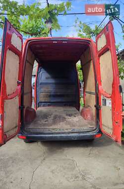 Грузовой фургон Mercedes-Benz Sprinter 2011 в 
