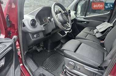 Грузовой фургон Mercedes-Benz Sprinter 2019 в 