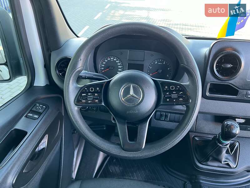 Вантажопасажирський фургон Mercedes-Benz Sprinter 2019 в Тернополі