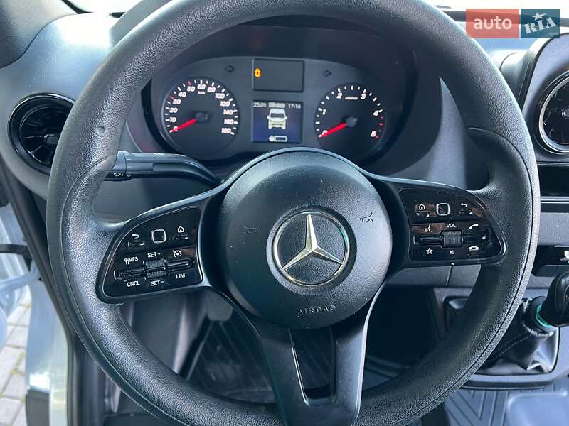 Вантажопасажирський фургон Mercedes-Benz Sprinter 2019 в Тернополі