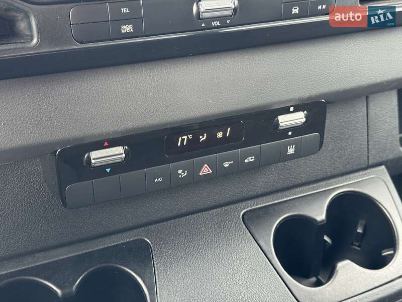 Вантажний фургон Mercedes-Benz Sprinter 2018 в Рівному