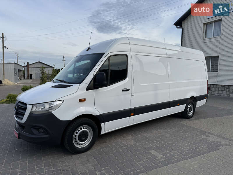 Вантажний фургон Mercedes-Benz Sprinter 2019 в 