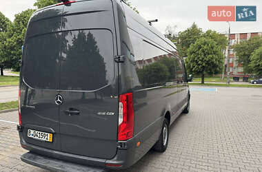 Грузовой фургон Mercedes-Benz Sprinter 2019 в 