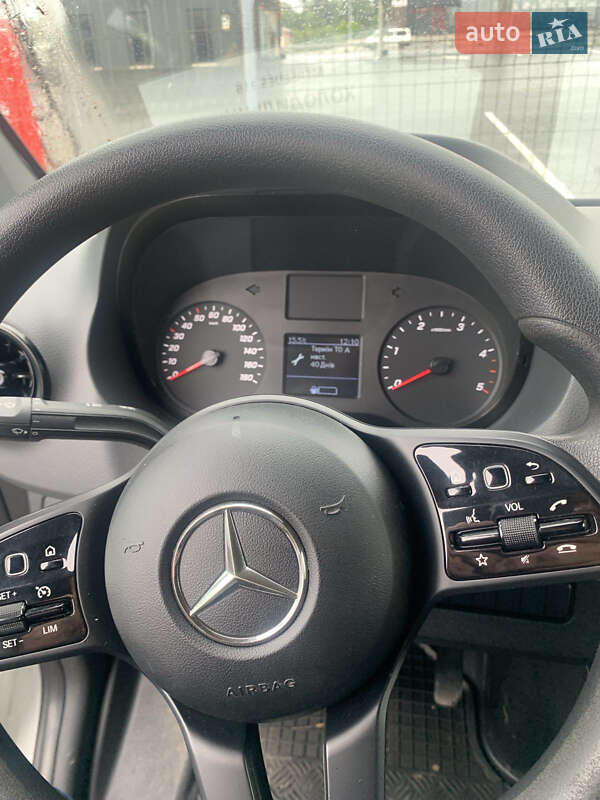 Другие грузовики Mercedes-Benz Sprinter 2019 в 