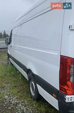 Другие грузовики Mercedes-Benz Sprinter 2019 в 