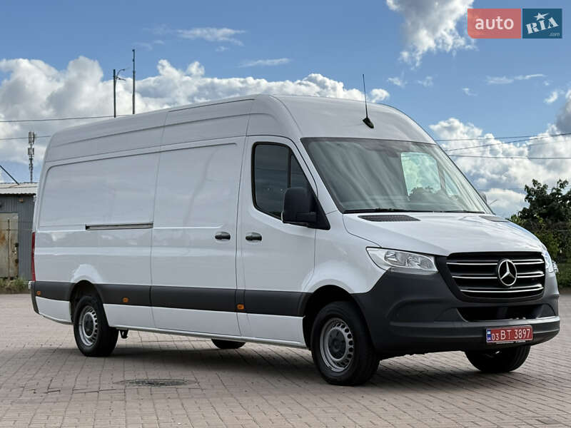 Вантажний фургон Mercedes-Benz Sprinter 2021 в 