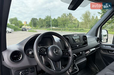 Вантажний фургон Mercedes-Benz Sprinter 2021 в 