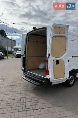 Вантажний фургон Mercedes-Benz Sprinter 2021 в 