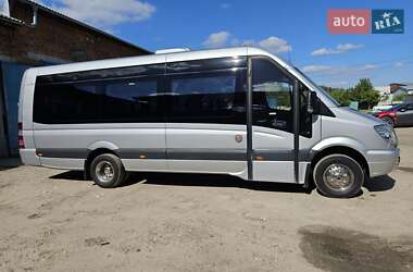 Туристический / Междугородний автобус Mercedes-Benz Sprinter 2012 в Черновцах