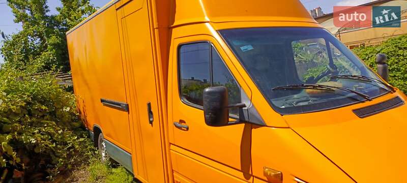 Грузовой фургон Mercedes-Benz Sprinter 2000 в Кременчуге
