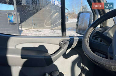 Грузовой фургон Mercedes-Benz Sprinter 2004 в 