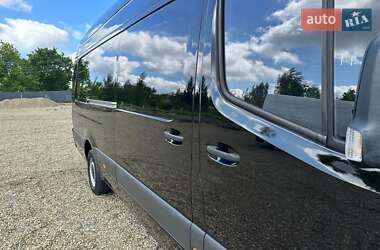 Грузовой фургон Mercedes-Benz Sprinter 2019 в 