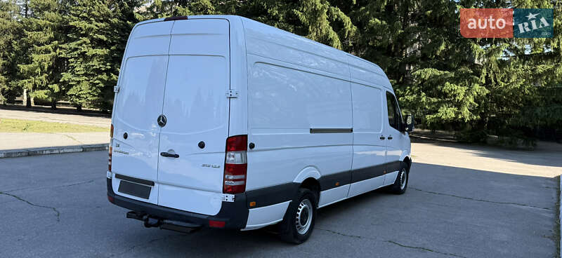 Вантажний фургон Mercedes-Benz Sprinter 2015 в Жовтих Водах