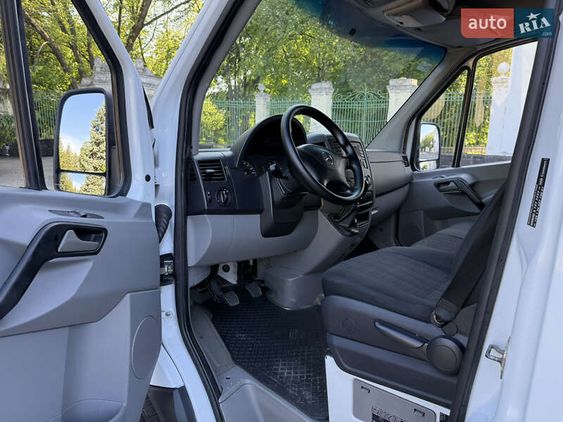 Вантажний фургон Mercedes-Benz Sprinter 2015 в Жовтих Водах