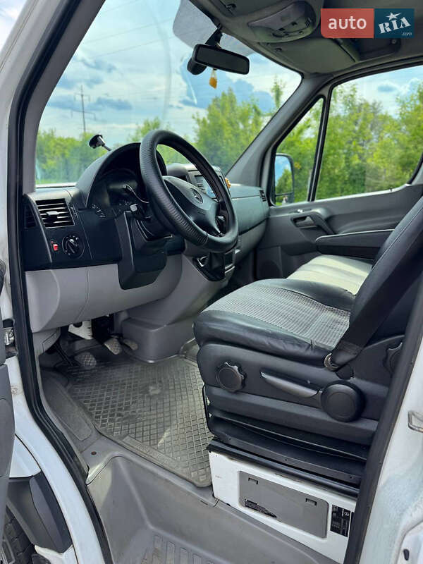 Грузовой фургон Mercedes-Benz Sprinter 2007 в Черновцах