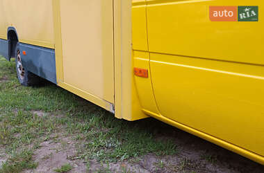 Грузовой фургон Mercedes-Benz Sprinter 2001 в 