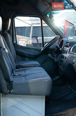Вантажний фургон Mercedes-Benz Sprinter 2005 в 