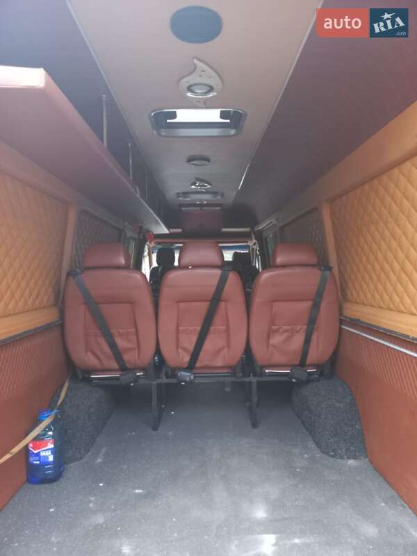 Туристический / Междугородний автобус Mercedes-Benz Sprinter 2005 в Черкассах