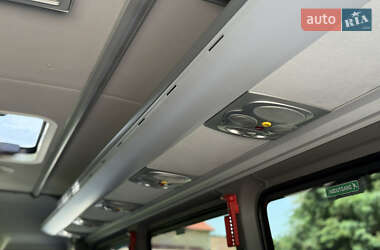 Туристичний / Міжміський автобус Mercedes-Benz Sprinter 2013 в 