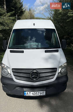 Грузовой фургон Mercedes-Benz Sprinter 2016 в 