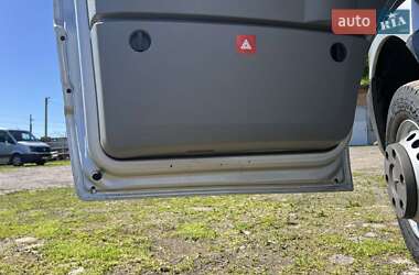 Грузовой фургон Mercedes-Benz Sprinter 2015 в 