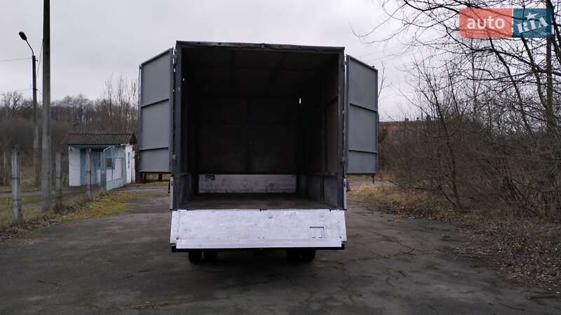 Тентований Mercedes-Benz Sprinter 2002 в Рівному