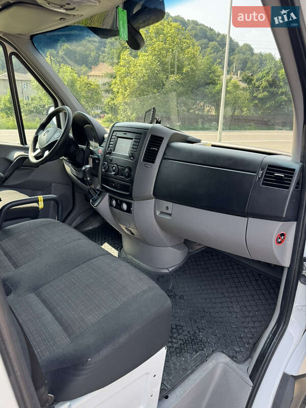 Вантажний фургон Mercedes-Benz Sprinter 2017 в Делятині