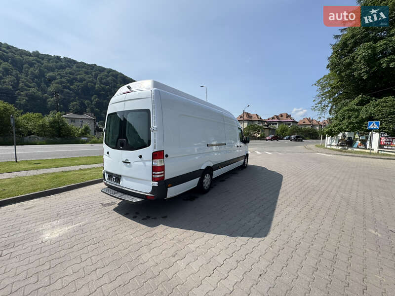 Вантажний фургон Mercedes-Benz Sprinter 2017 в Делятині