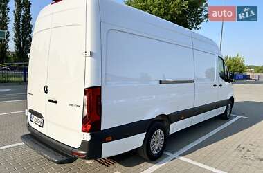 Грузовой фургон Mercedes-Benz Sprinter 2019 в 