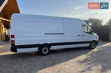 Грузовой фургон Mercedes-Benz Sprinter 2017 в 