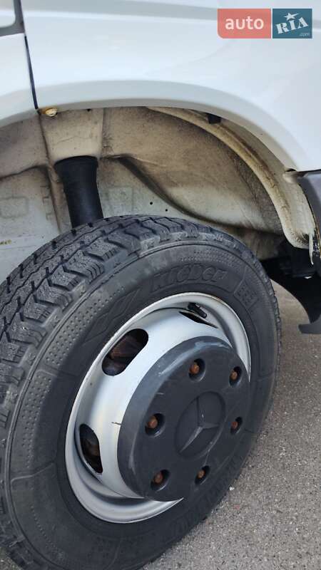 Тентованый Mercedes-Benz Sprinter 2001 в Чернигове