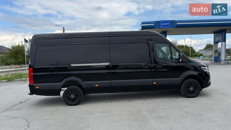 Вантажопасажирський фургон Mercedes-Benz Sprinter 2020 в Кадубівцях