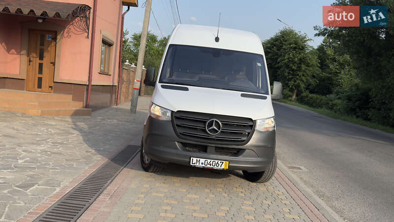 Грузовой фургон Mercedes-Benz Sprinter 2019 в Сваляве