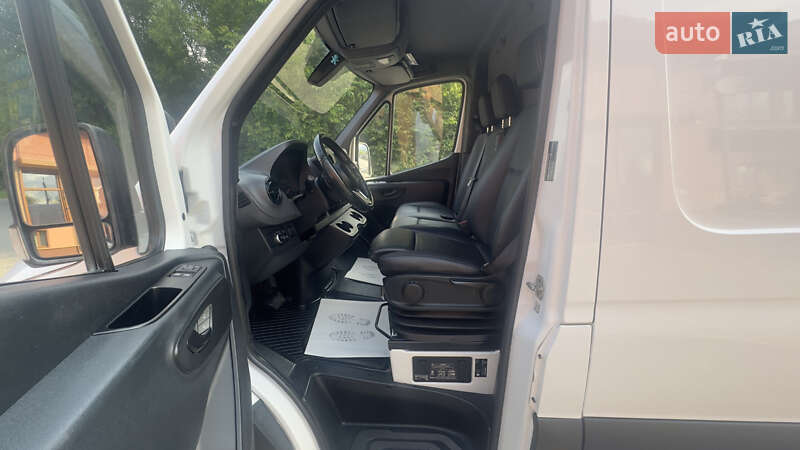 Грузовой фургон Mercedes-Benz Sprinter 2019 в Сваляве