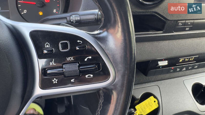 Грузовой фургон Mercedes-Benz Sprinter 2019 в Сваляве