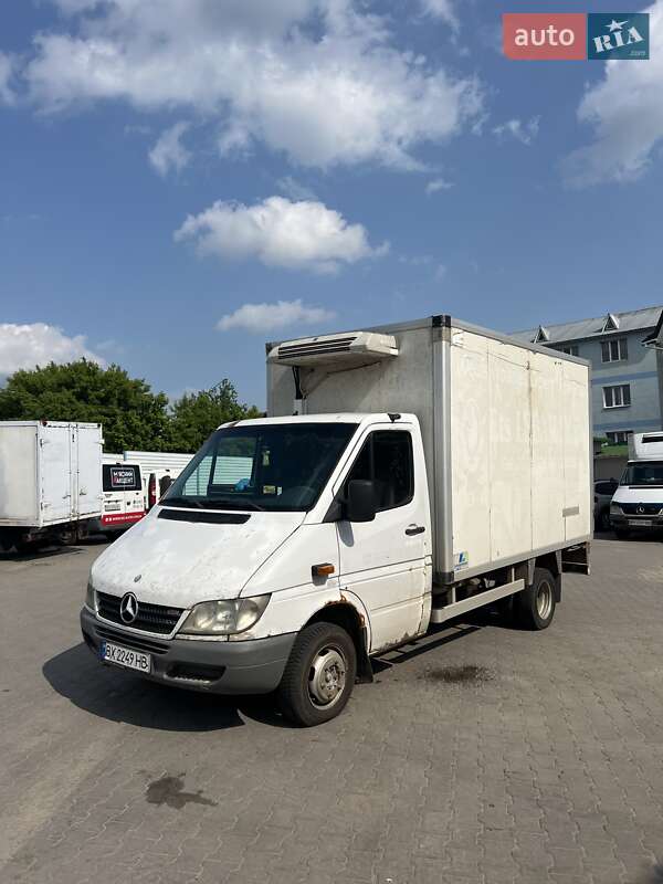Mercedes-Benz Sprinter 2005