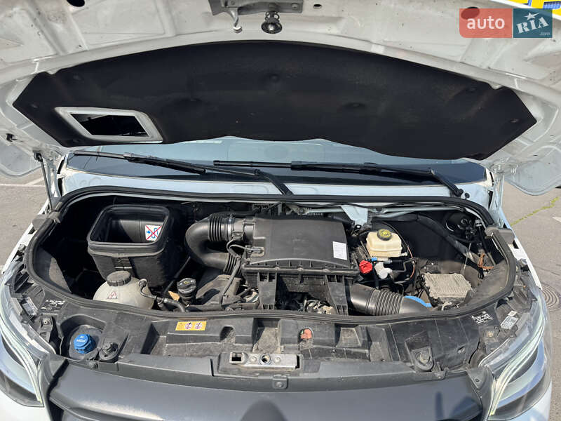 Автовоз Mercedes-Benz Sprinter 2020 в Одесі