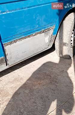 Микроавтобус Mercedes-Benz Sprinter 2000 в 
